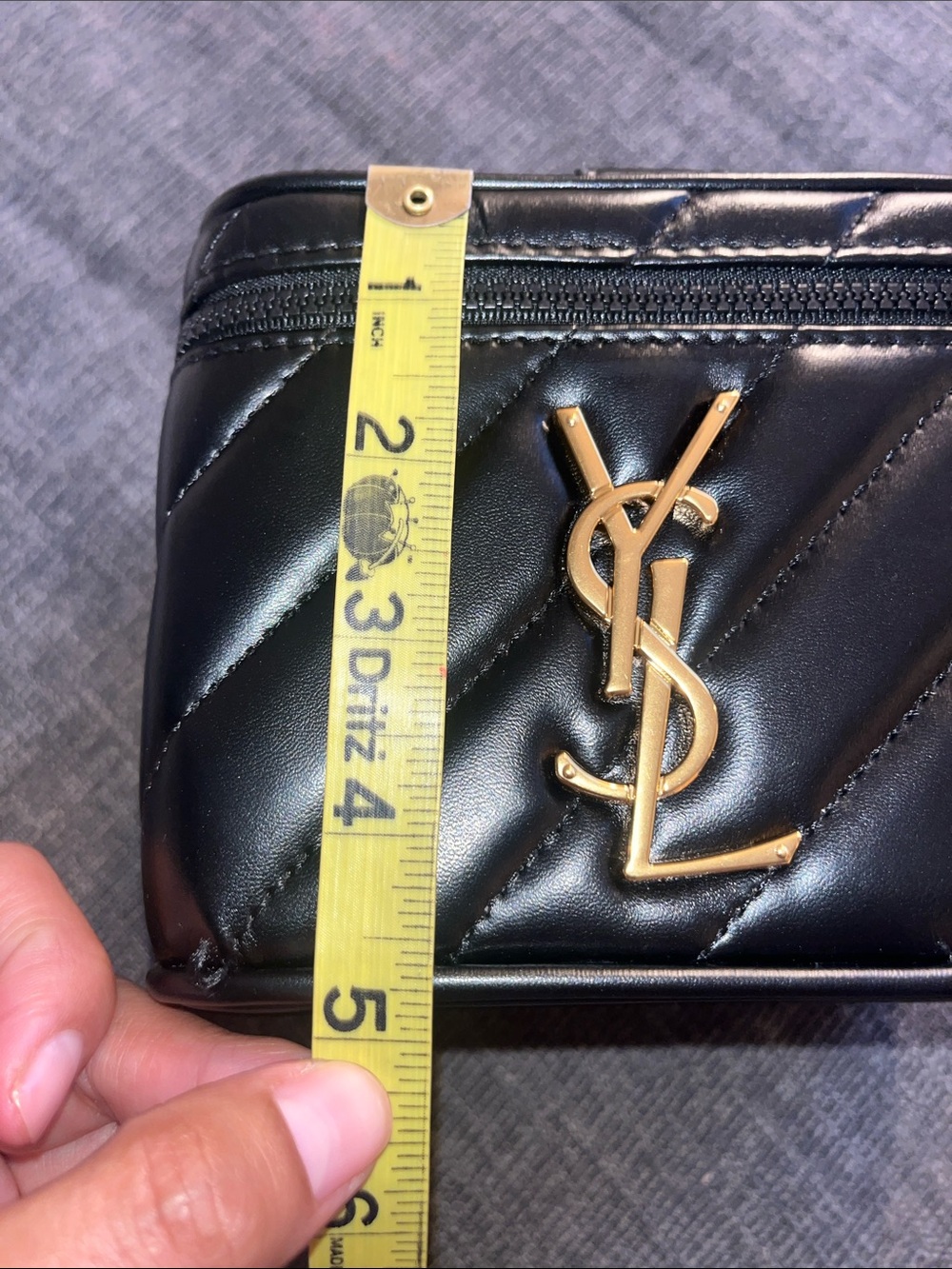 YSL Beaute Cosmetic Case - Picture 13 of 14